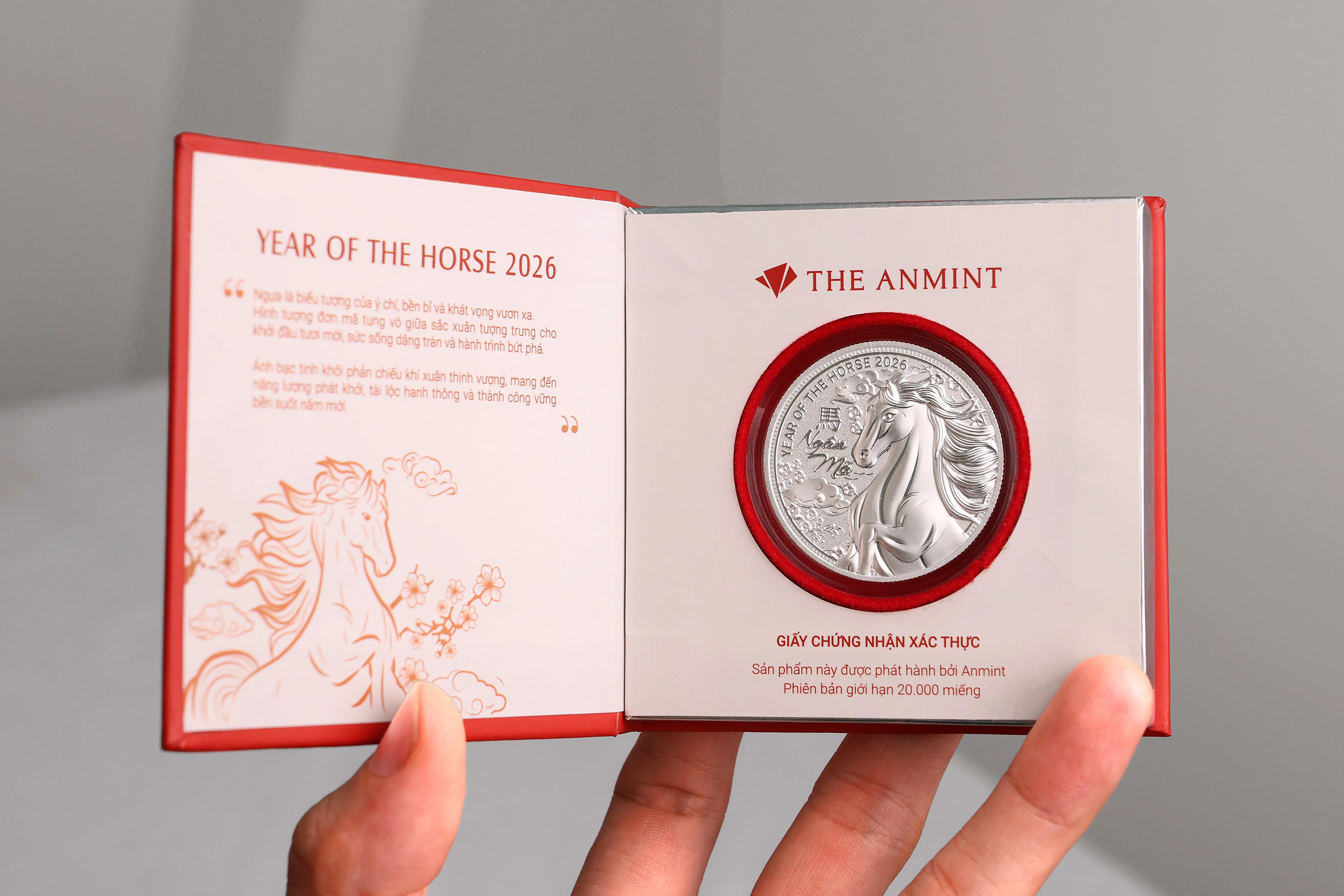 Ngân Mã Vượng Phát 1 lượng là ống heo sinh lời thông minh Ngân Mã Vượng Phát 1 lượng là ống heo sinh lời thông minh