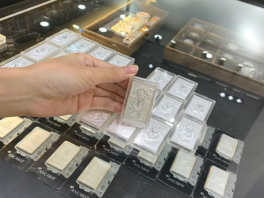 Giá bạc thế giới 2/10