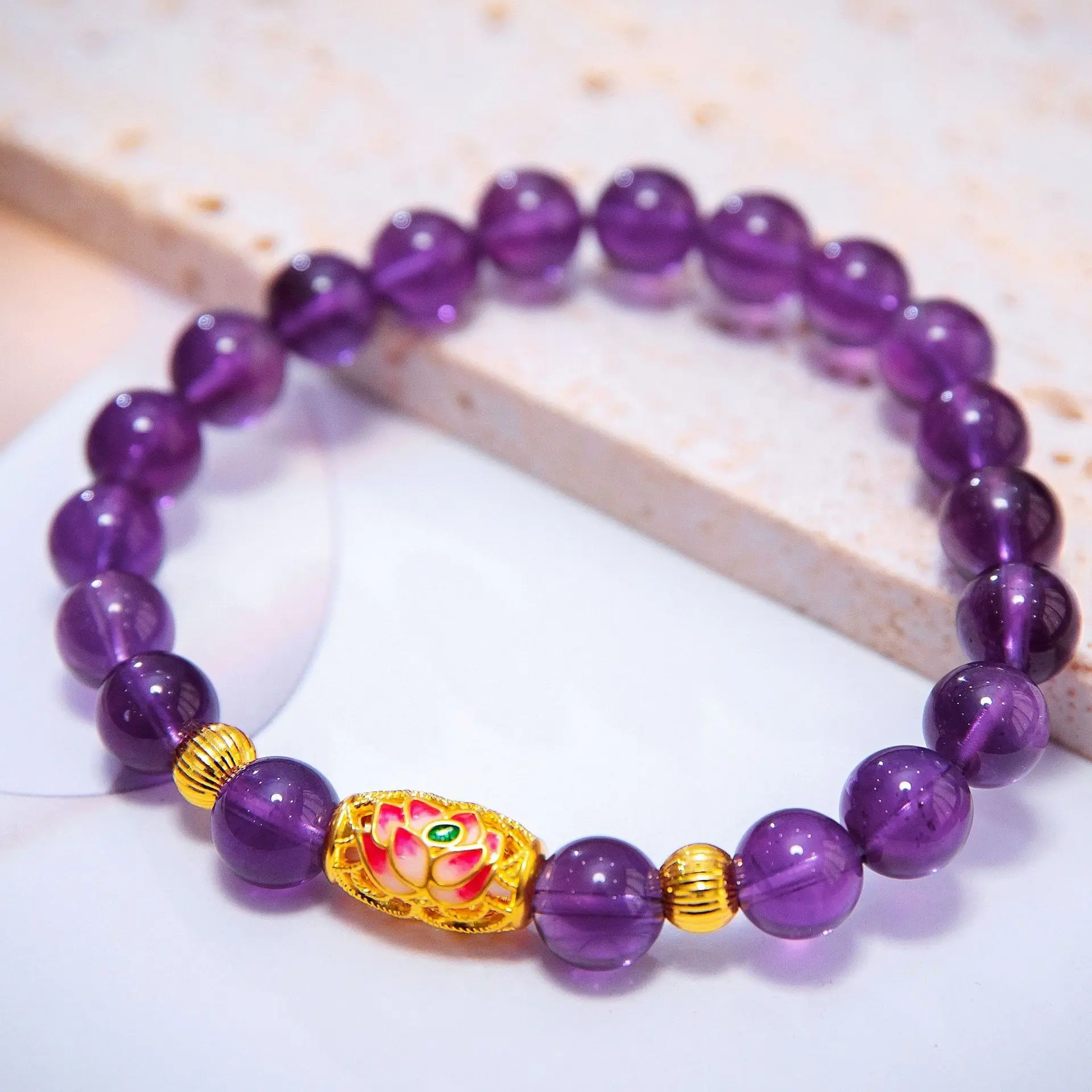 Giải đáp Trả lời Mệnh hỏa hợp đá phong thủy màu gì