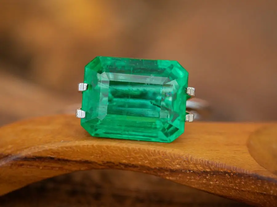 Mua Khám phá Các loại đá quý ở Việt Nam