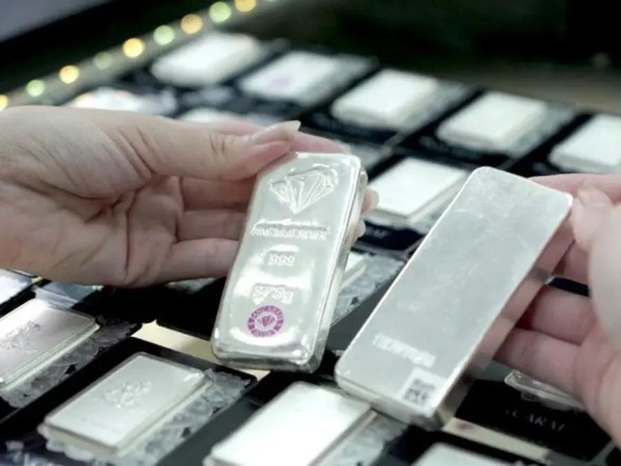 thâm hụt nguồn cung bạc ngày càng trầm trọng