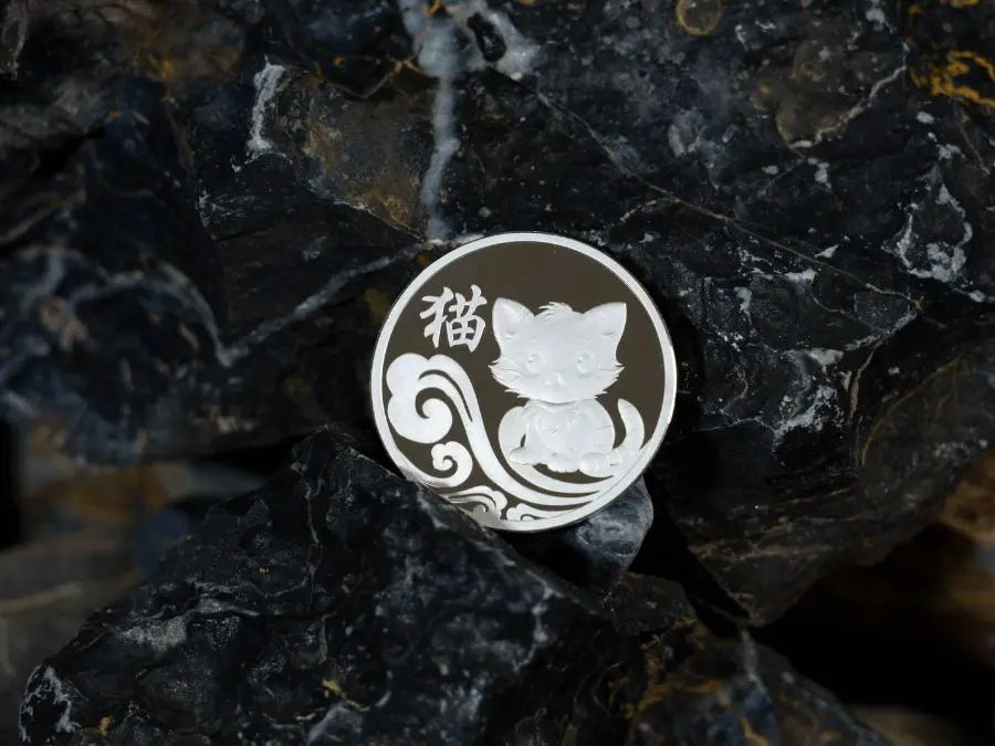 Bạc hút âm khí đúng hay sai