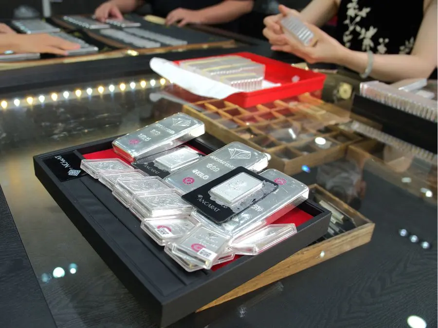 Trả lời có nên đầu tư bạc miếng