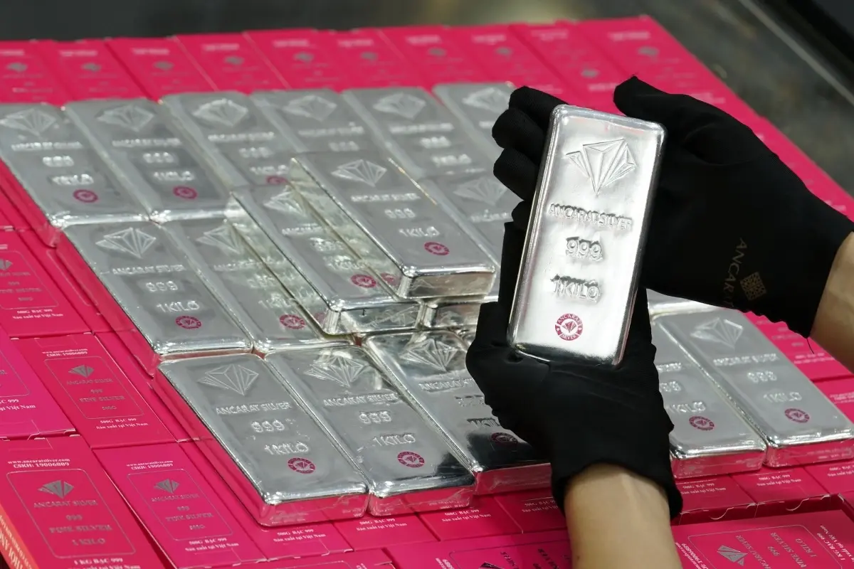 Đầu tư bạc Ancarat