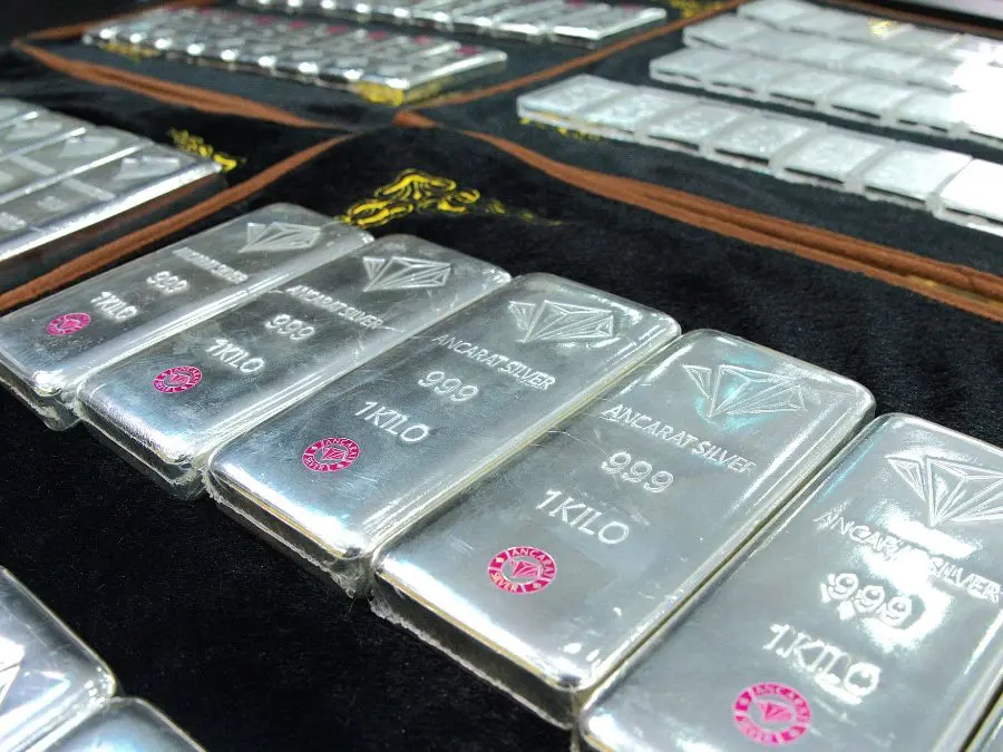 hình dáng thỏi bạc nguyên chất