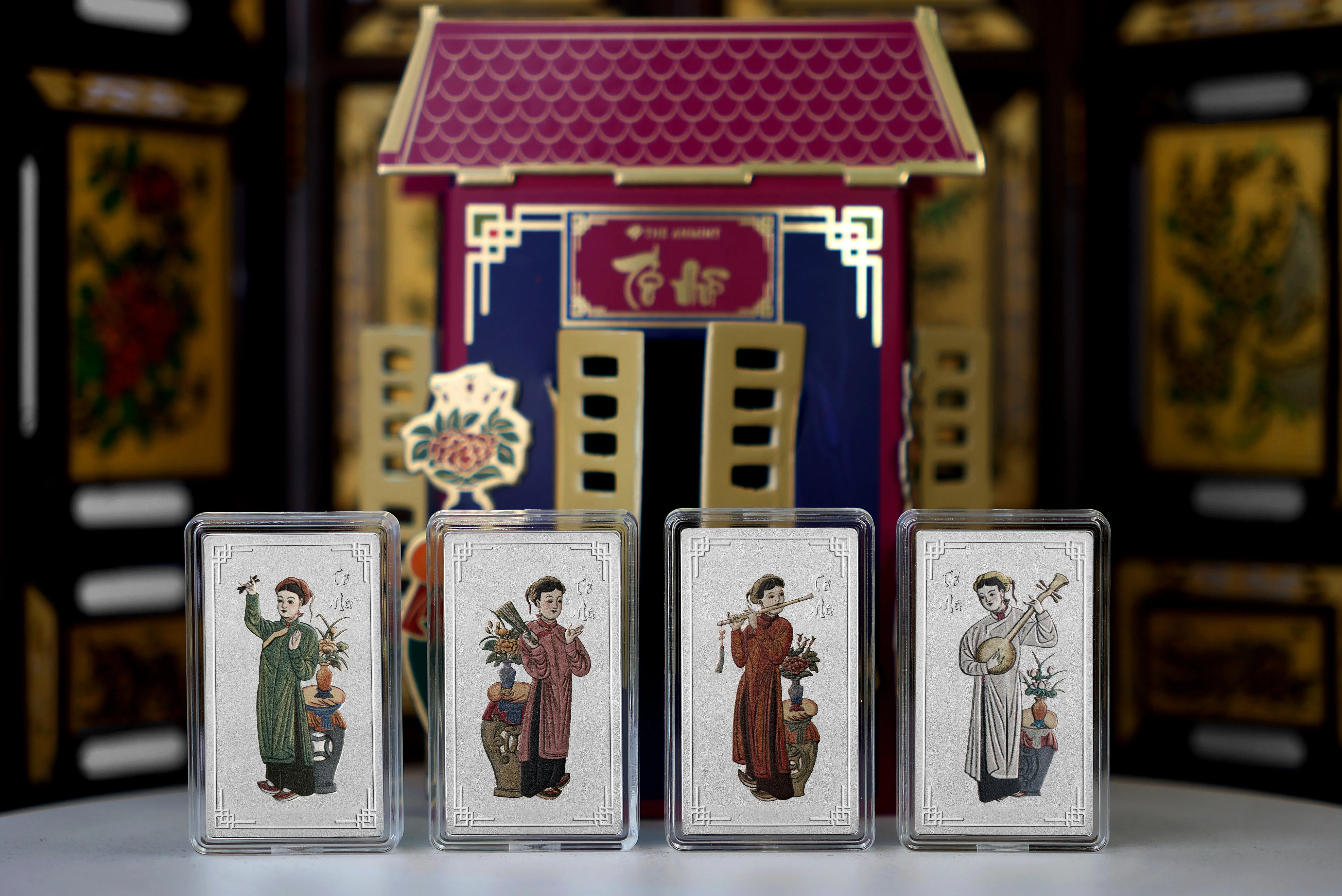 Hộp quà sang trọng đậm chất văn hóa phù hợp làm quà biết Tết ý nghĩa.