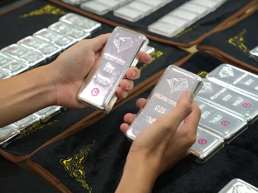 Mua bạc miếng ở đâu uy tín?