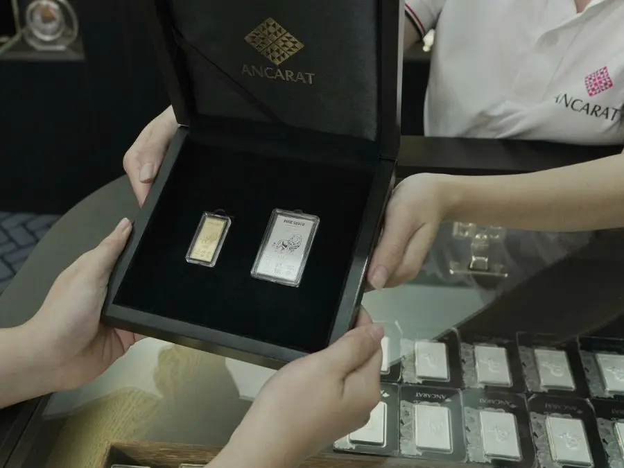 lựa chọn nên đầu tư vàng hay bạc