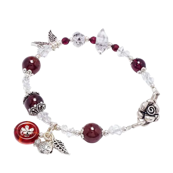 Vòng tay đá garnet phối charm bạc cá chép